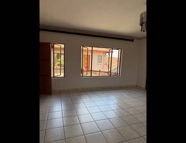 4 BEDROOM HOUSE FOR SALE IN BIRDWOOD ESTATE